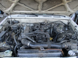 1994 TOYOTA TRUCK WHITE STD CAB 2.4L MT 2WD Z15036